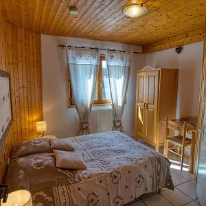 https://la-savoyarde-chatel.hotels-rhonealpes.com